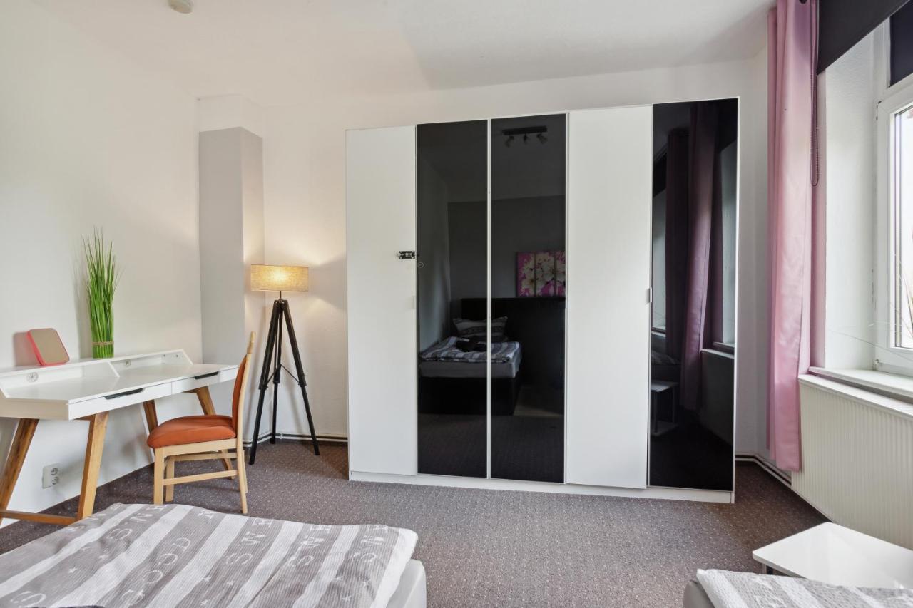 Schoenes Ferien-Appartement Fuer Bis Zu 6 Personen Halberstadt Exterior foto
